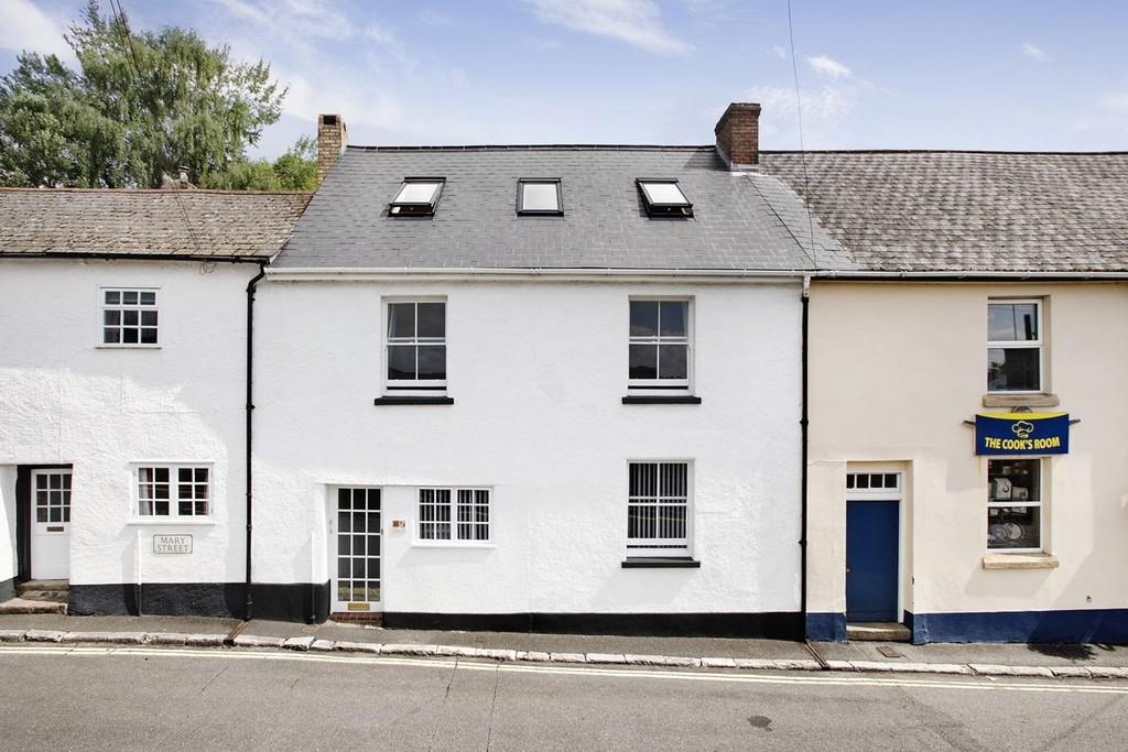 Town Hall Place, Bovey Tracey 4 bed terraced house for sale £295,000