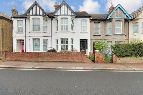 Cranleigh Drive, Leigh-on-sea, SS9