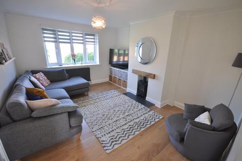 103 Highfield Crescent, Thorne, Doncaster, DN8 4DP