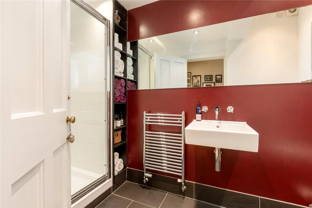 En Suite Shower Room