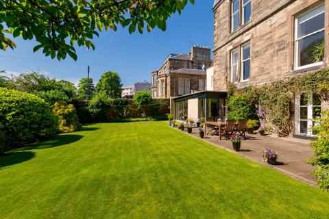 3b Tipperlinn Road, Edinburgh, EH10 5ET