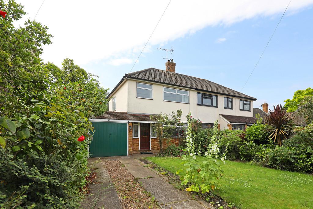 Holly Bush Lane, Hampton 3 bed semidetached house £650,000