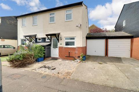 33 Bowbank Close, Shoeburyness, Southend-on-sea, SS3 9NU