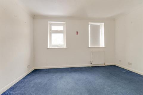 33 Bowbank Close, Shoeburyness, Southend-on-sea, SS3 9NU