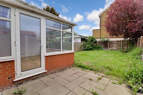 33 Bowbank Close, Shoeburyness, Southend-on-sea, SS3 9NU
