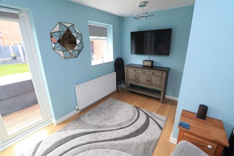 3 Flax Croft, Hatton, Derby, DE65 5QJ