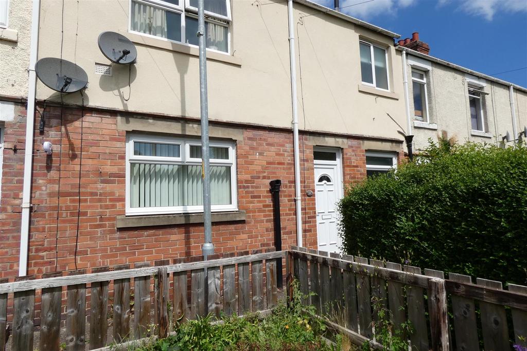 Norman Terrace, Morpeth 1 bed flat £395 pcm (£91 pw)