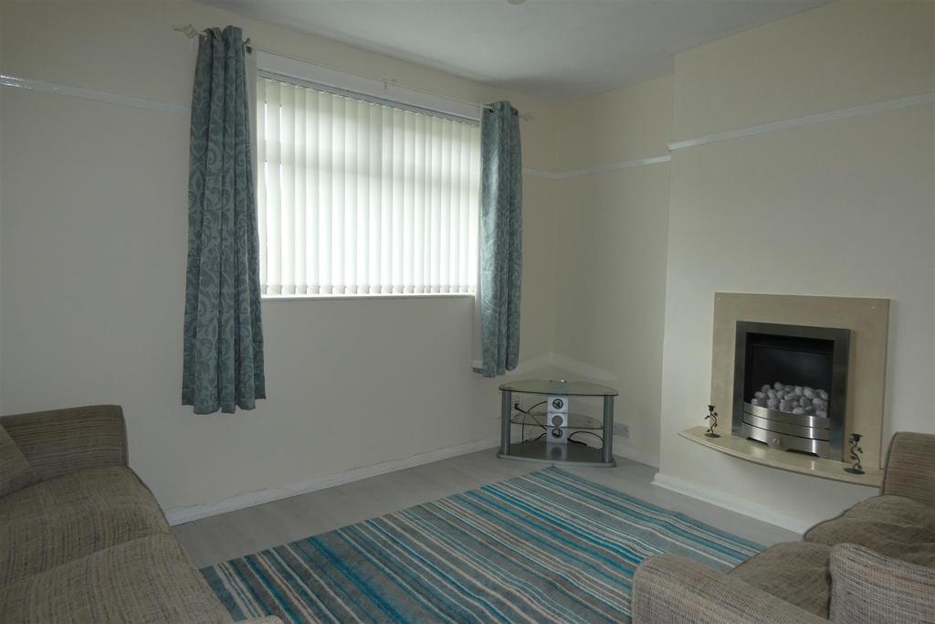 Norman Terrace, Morpeth 1 bed flat £395 pcm (£91 pw)