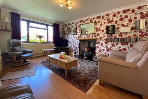 6 Bytham Heights, Castle Bytham, Grantham, NG33 4ST
