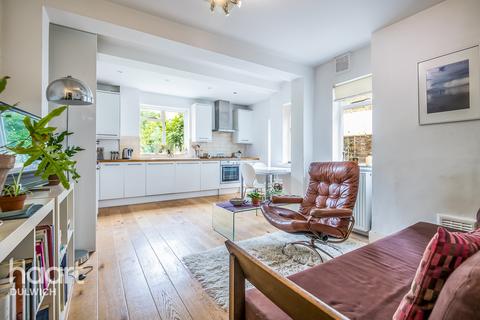 17 Crebor Street, East Dulwich, London, SE22 0HF