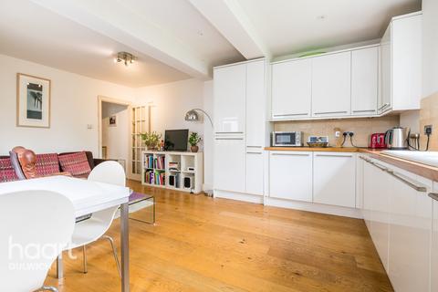 17 Crebor Street, East Dulwich, London, SE22 0HF