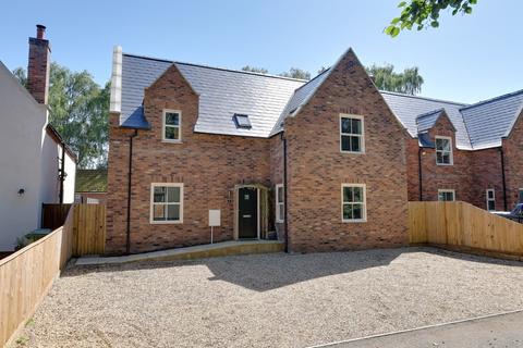 3 Signal Close, Marshland St James, Wisbech, PE14 8ET