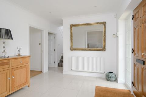 242a Brooklands Road, Weybridge, KT13 0RD
