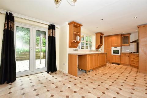 7 Fay Close, Rochester, ME1 1LZ