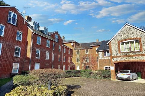 2 bedroom flat for sale, Winchester