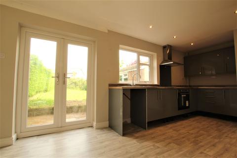 3 bedroom semi-detached house to rent, Mackenzie Crescent, Burncross, Sheffield