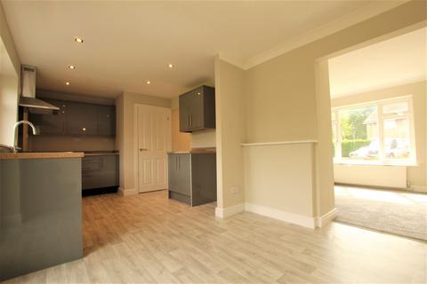 3 bedroom semi-detached house to rent, Mackenzie Crescent, Burncross, Sheffield