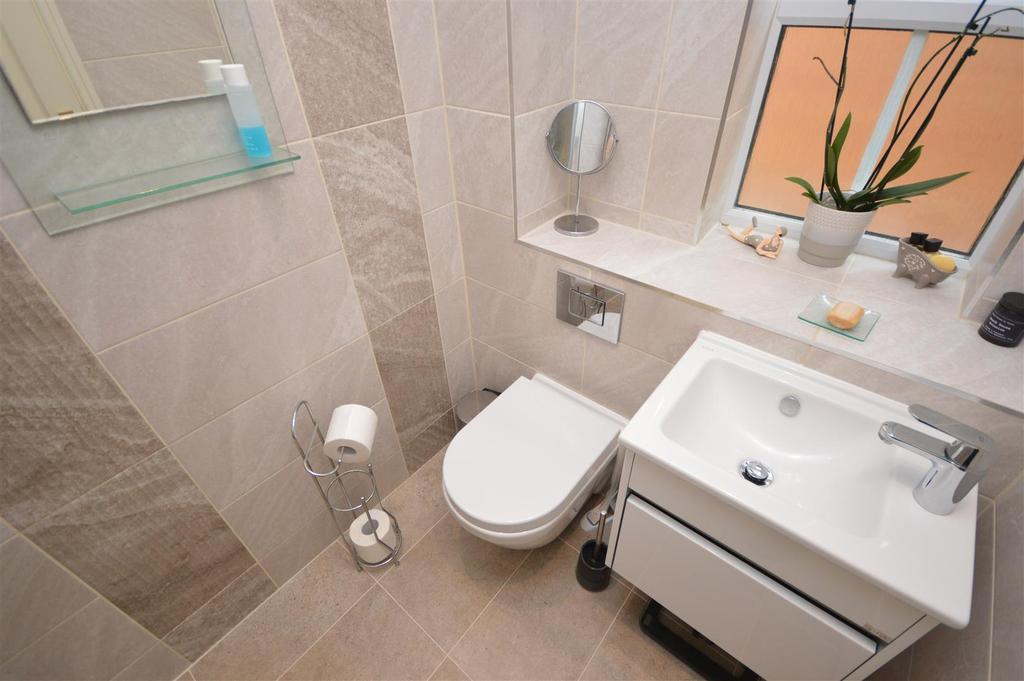 Bedroom One En-Suite