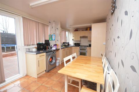 37 Brickhill Drive, Birmingham, B37 5BY
