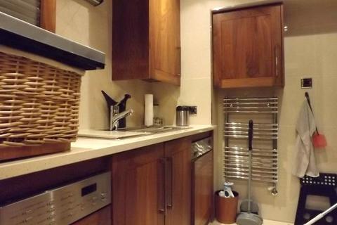 39 Broadfields Avenue, Edgware, HA8 8PF