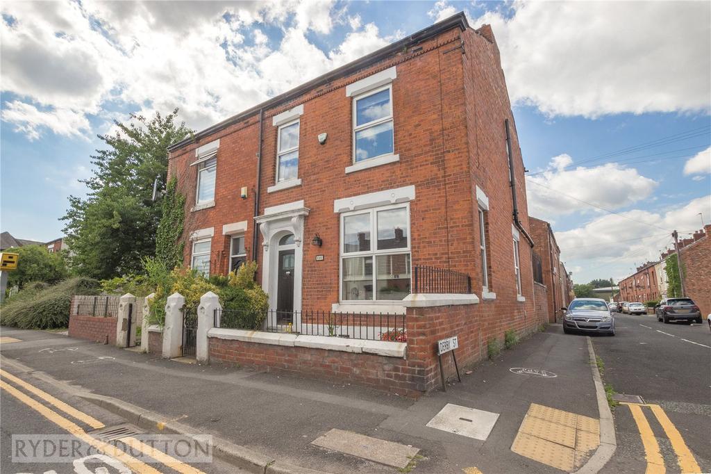 Oldham Road, Failsworth, Manchester, M35 3 bed semidetached house £