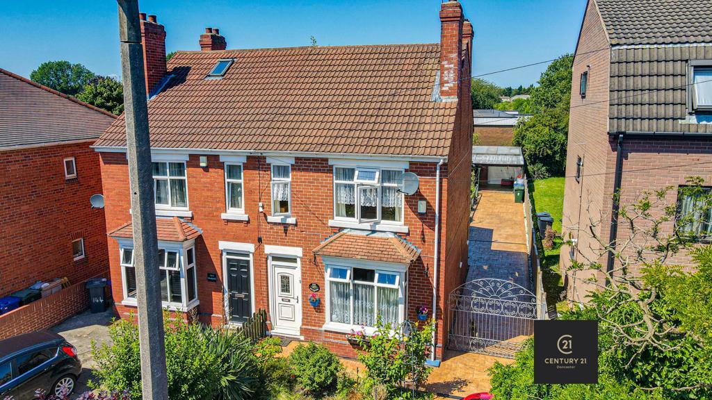 142 Shadyside DONCASTER DN40DG 3 bed semidetached house £170,000