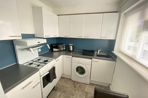 1 bedroom in a flat share to rent - Wrigley Close, The Avenue, E4