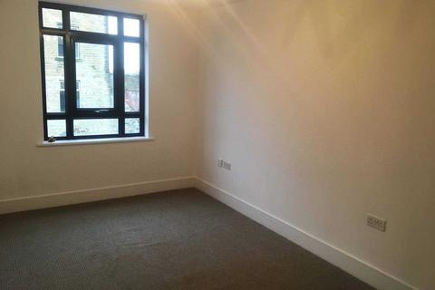 1 bedroom apartment to rent, Plover Road, Huddersfield HD3