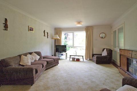 15 Downs Hill Road, Epsom, KT18 5HW