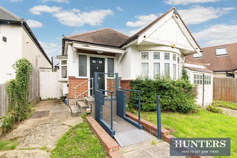 2 Parkside Crescent, Surbiton, KT5 9HT