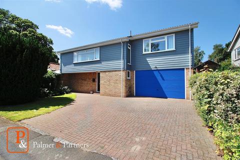 17 The Close, Tattingstone, Ipswich, IP9 2PD