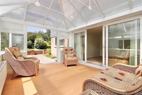 17 The Close, Tattingstone, Ipswich, IP9 2PD