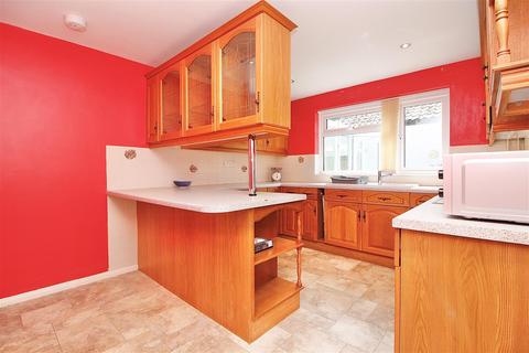 17 The Close, Tattingstone, Ipswich, IP9 2PD