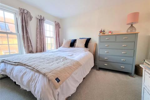 3 bedroom terraced house to rent, High Street, Ramsbury, Marlborough, SN8