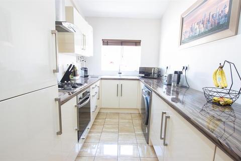 35 Durham Road, Darwen, BB3 1NN