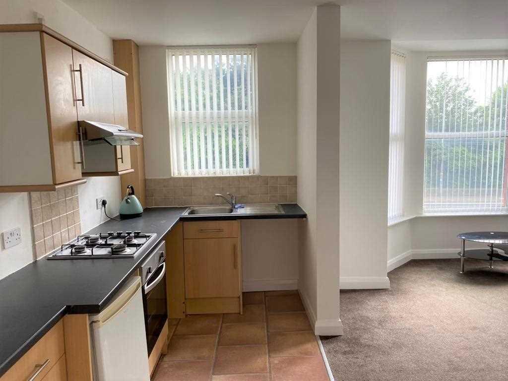 22 Balliol Road, Flat 3, bootle 2 bed apartment £550 pcm (£127 pw)