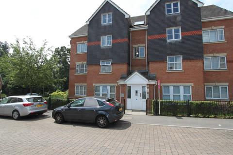 2 bedroom apartment to rent, Fawn Crescent, Hedge End SO30