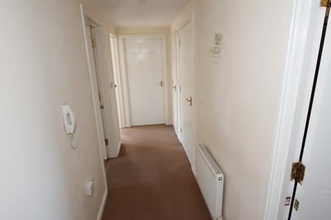 2 bedroom apartment to rent, Fawn Crescent, Hedge End SO30