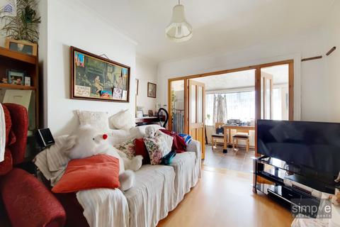 22 Coronation Road, Hayes, UB3 4JT