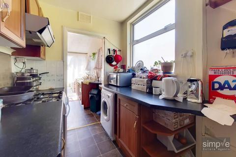 22 Coronation Road, Hayes, UB3 4JT