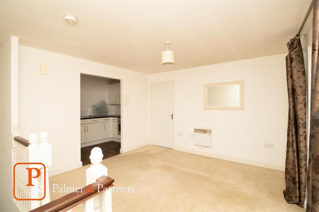 Kirk Way, Myland, Colchester CO4 2 bed detached house £200,000