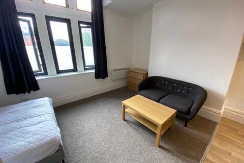 1 bedroom flat to rent, Wilmslow Road, M14 6XQ