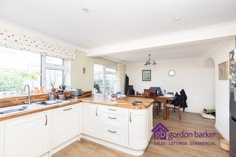81 Greenhayes, Broadstone, BH18 8LZ
