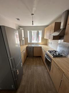 4 bedroom townhouse to rent, Royce Rd, Hulme, Manchester, M15 5LA