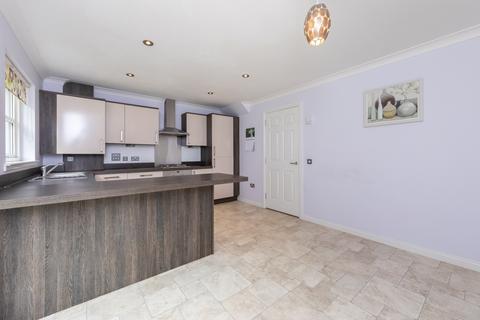 10 Whitson Close, Rattray, Blairgowrie, PH10 7FE