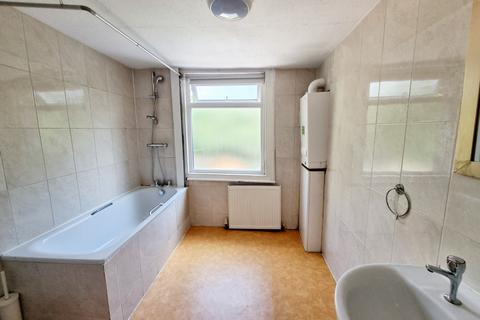 1 bedroom flat to rent, Junction Road, Archway, N19