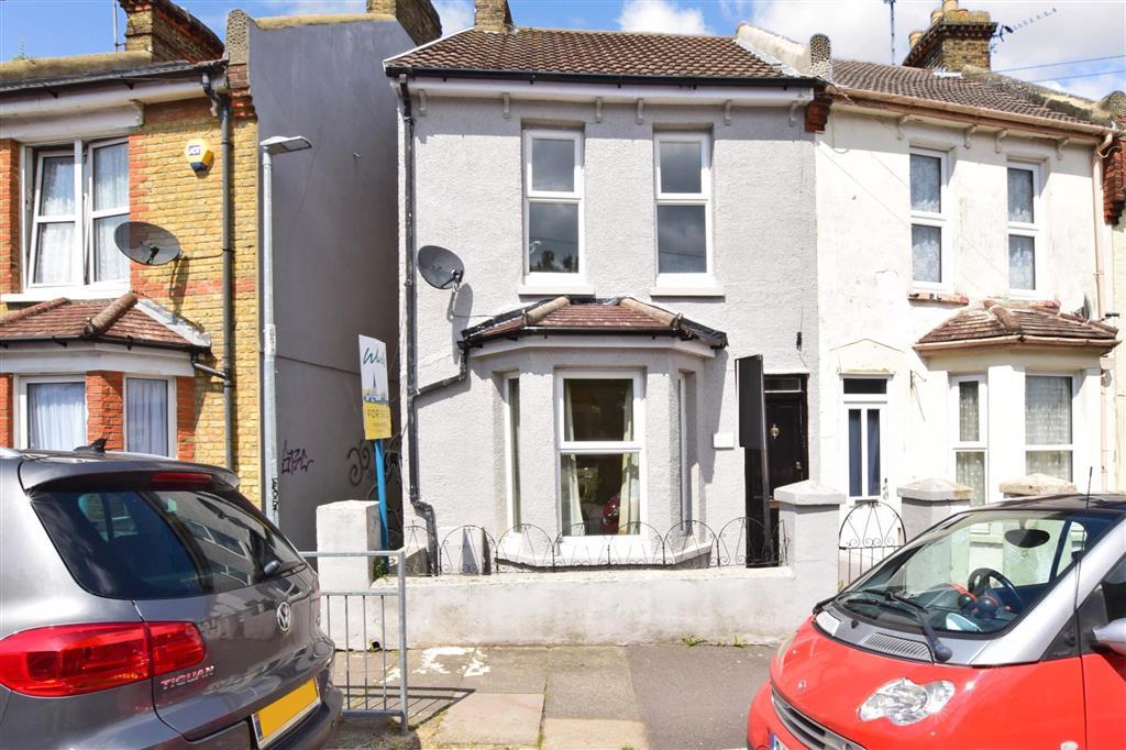 Cecil Road, Rochester, Kent 3 bed end of terrace house £265,000
