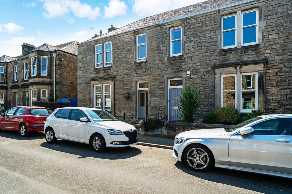 Douglas Street, Kirkcaldy, KY1 3 bed semidetached house £249,500