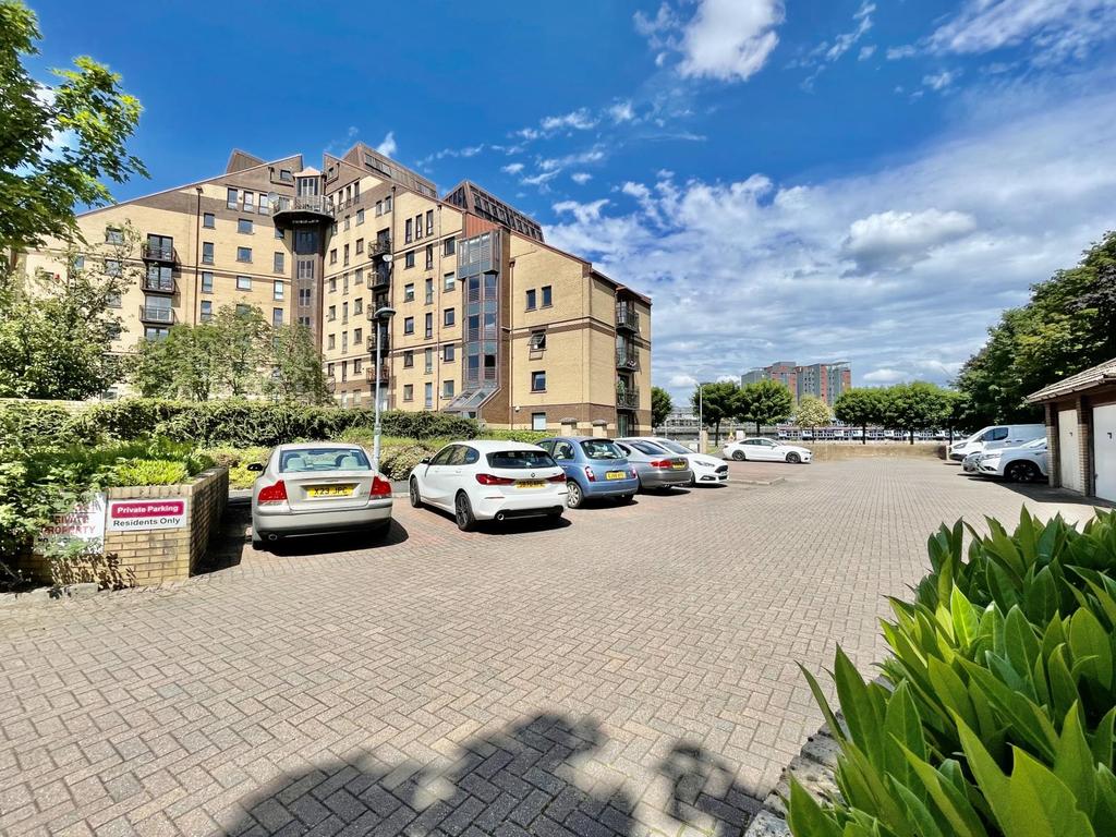 2, Flat 9, Mavisbank Gardens, Glasgow 2 bed apartment £160,000