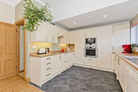 20 Clyde Place, Perth, PH2 0EZ